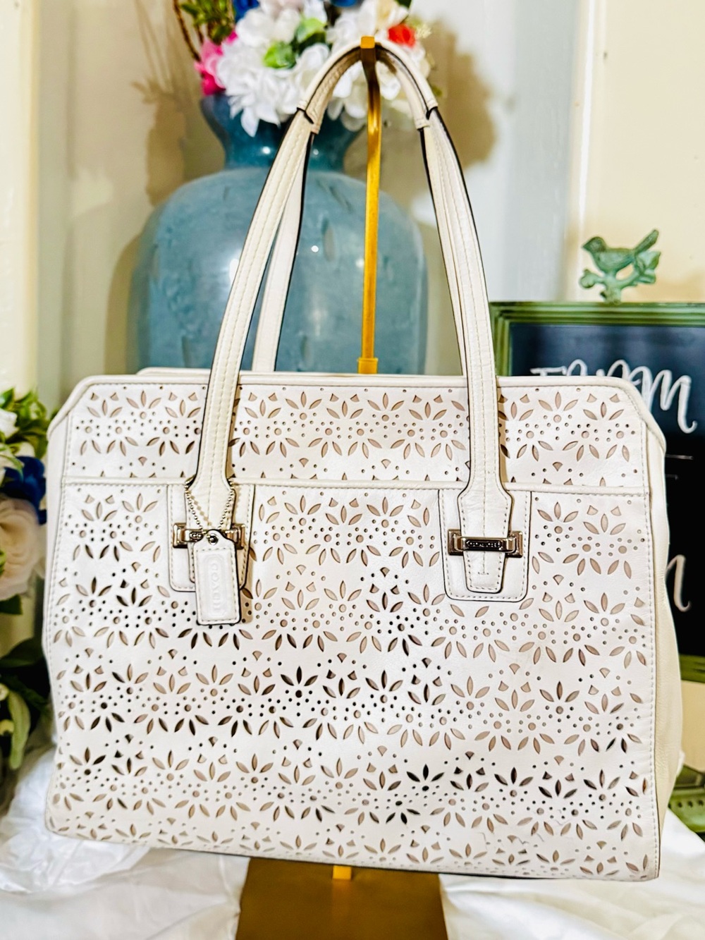 COACH Taylor Eyelet Chalk Leather Tote Satchel 2014 - #27391 - GUC - Picture 5 of 16
